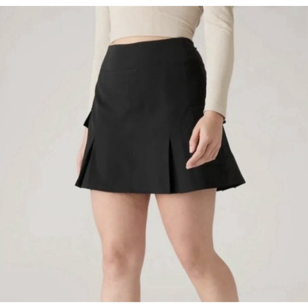 Athleta Endless High Rise Cargo‎ Skort Black 10 Tennis Pickleball Athletic Golf